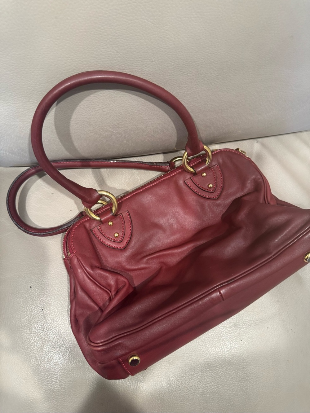 Marc Jacobs Deep Burgundy Leather Blake Satchel with Gold Hardware - Picture 7 of 13